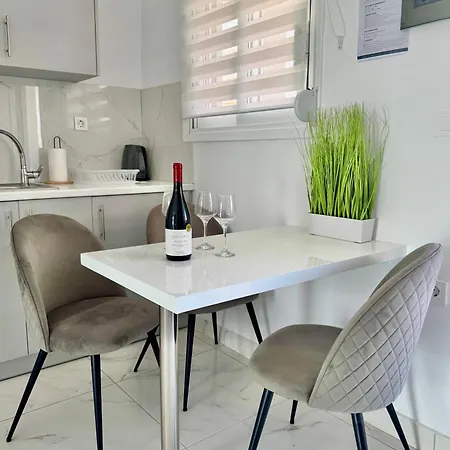 Zen Hotel apartamentowy *